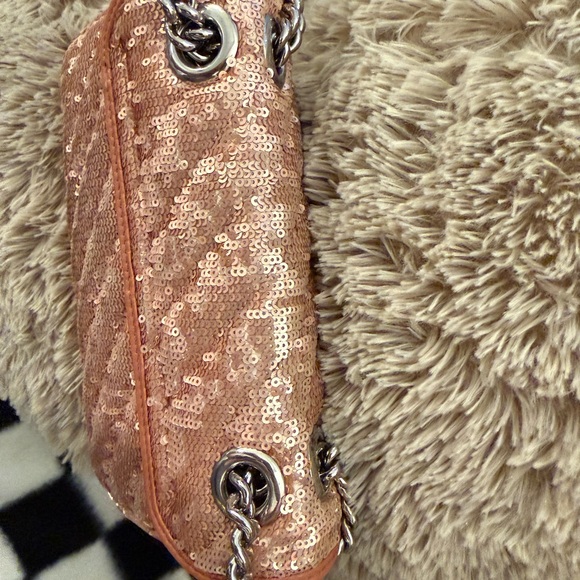 Gucci Sequin Peach Shoulder Bag GG Marmont 22cm - Picture 3 of 10